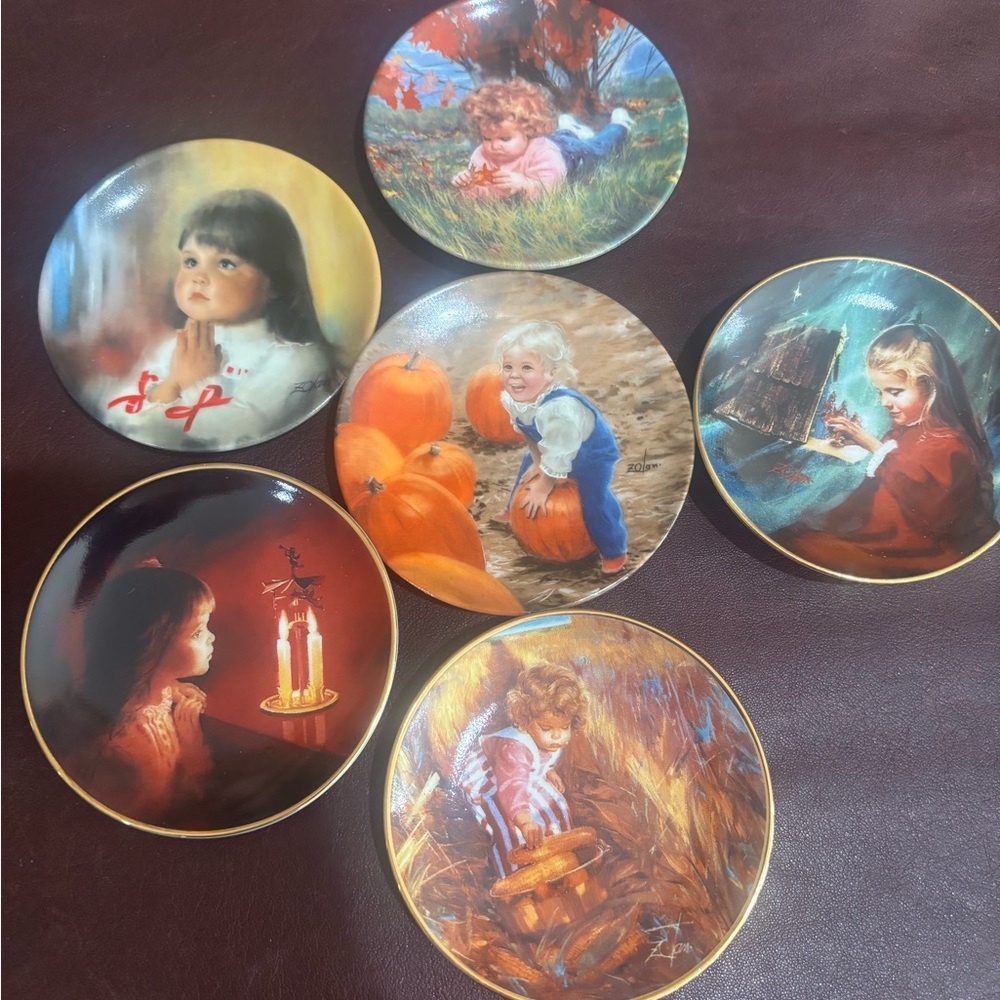 Pemberton & Oakes miniature plate set